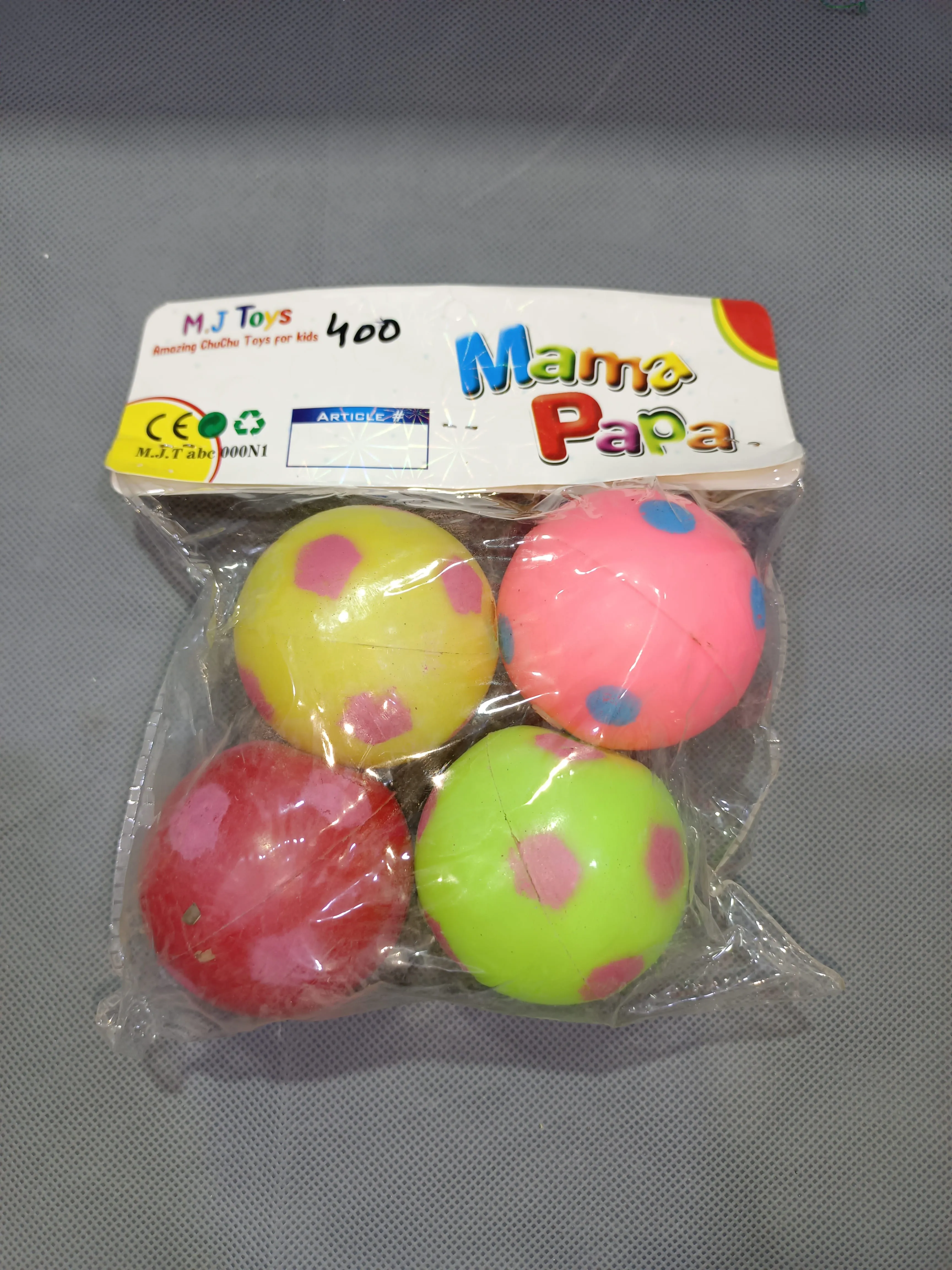 Amazing Funny Soft Rattles In Ball Shape For Kids To Entertainment