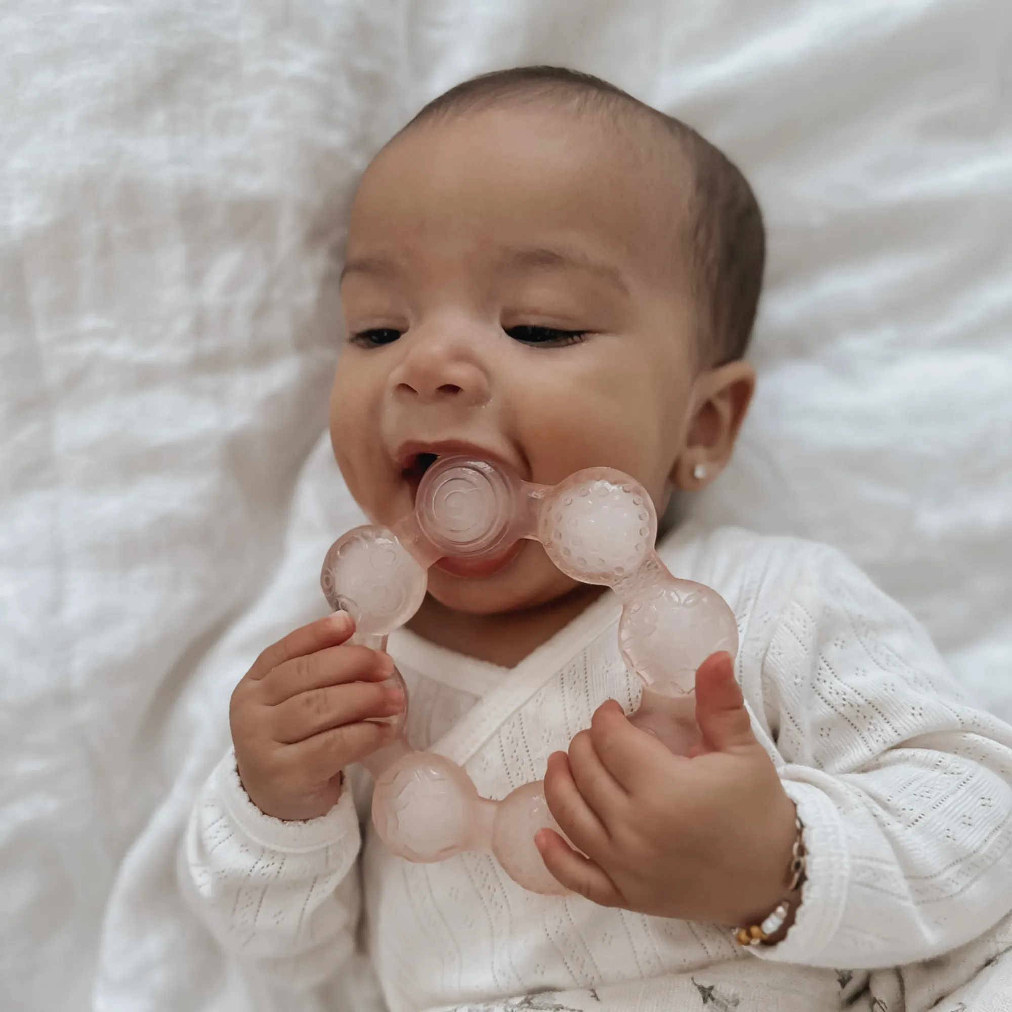 noüka Cooling Ring Teether - Soft Blush